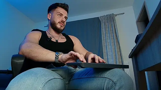Snapshot of juliusmasters chatting on December 23, 2024, 11:06 pm juliusmasters online show from December 23, 2024, 11:06 pm