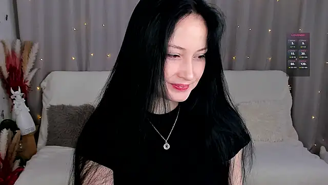 LisaMooore online show from January 1, 2025, 3:24 pm