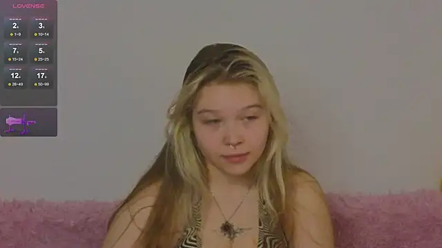 Snapshot of May_aster chatting on October 24, 2025, 5:59 am May aster online show from October 24, 2025, 5:59 am