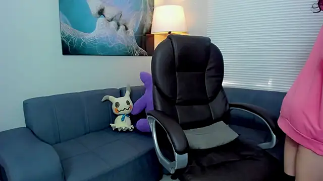 Angel Dust18 online show from September 16, 2025, 2:07 pm