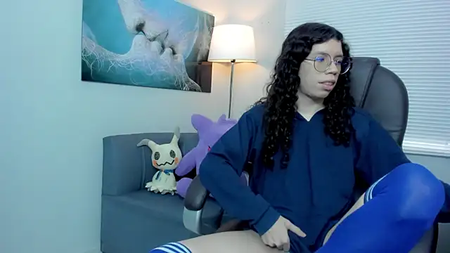 Angel Dust18 online show from December 5, 2025, 4:36 pm