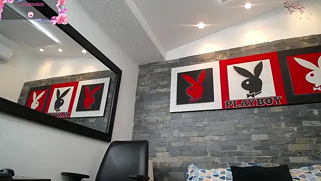 dayadubey  online show from December 3, 2025, 10:02 am