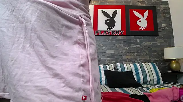 dayadubey  online show from December 4, 2025, 10:13 am