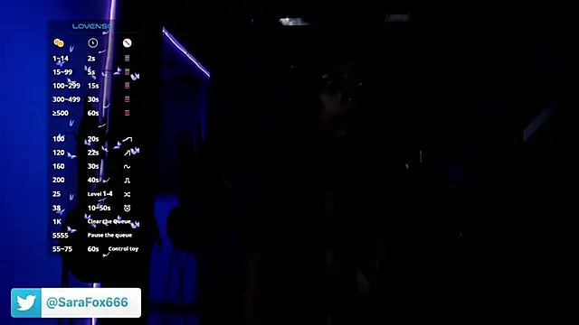 Snapshot of Sara_Foxx1 chatting on October 8, 2025, 8:06 pm Sara Foxx1 online show from October 8, 2025, 8:06 pm