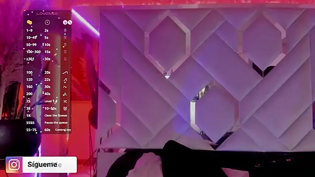 Sara Foxx1 online show from December 4, 2025, 9:12 pm