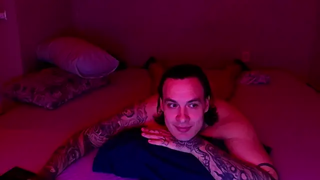 baphomet from ice online show from November 14, 2025, 11:42 am