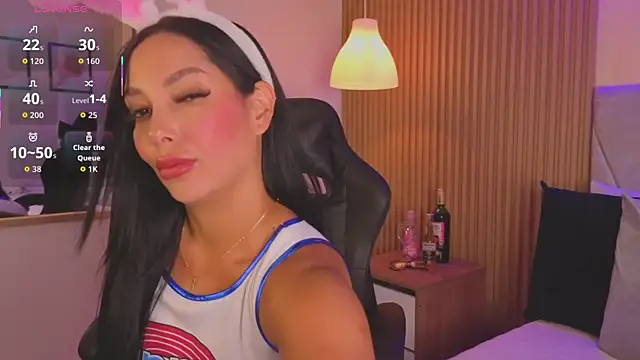 Snapshot of Dakota_diaz_ chatting on October 29, 2025, 8:43 pm Dakota diaz  online show from October 29, 2025, 8:43 pm