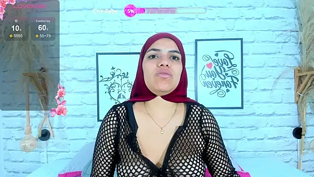 Snapshot of Umarani_ chatting on February 22, 2025, 6:52 pm Umarani online show from February 22, 2025, 6:52 pm
