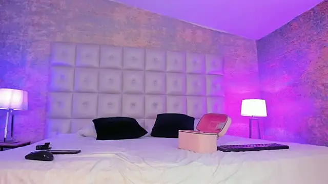 Snapshot of Ary1_ chatting on October 2, 2025, 3:24 am Ary1 online show from October 2, 2025, 3:24 am