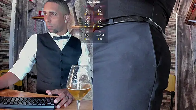 Snapshot of Paolo_johnson chatting on January 9, 2025, 11:47 am Paolo johnson online show from January 9, 2025, 11:47 am