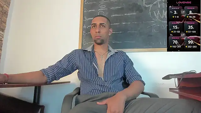 Snapshot of Paolo_johnson chatting on February 11, 2025, 4:02 pm Paolo johnson online show from February 11, 2025, 4:02 pm