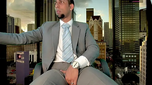 Snapshot of Paolo_johnson chatting on March 3, 2025, 4:47 am Paolo johnson online show from March 3, 2025, 4:47 am