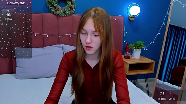 Snapshot of VanillaKelly chatting on December 28, 2024, 2:01 am VanillaKelly online show from December 28, 2024, 2:01 am