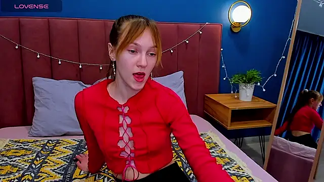 Snapshot of VanillaKelly chatting on January 24, 2025, 8:13 am VanillaKelly online show from January 24, 2025, 8:13 am