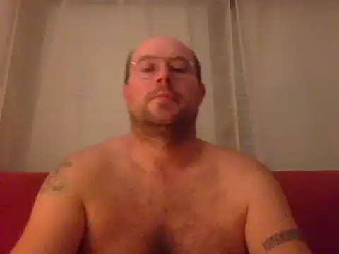 porompomperro online show from December 7, 2024, 9:44 pm