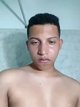 Snapshot of Fuenmayor40 chatting on December 22, 2025, 6:43 am Fuenmayor40 online show from December 22, 2025, 6:43 am