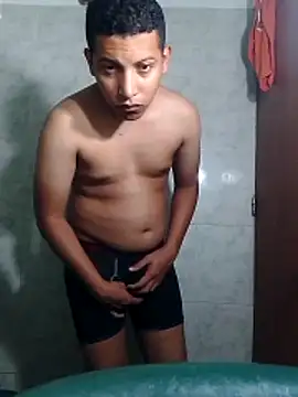 Fuenmayor40 online show from February 18, 2026, 3:02 am