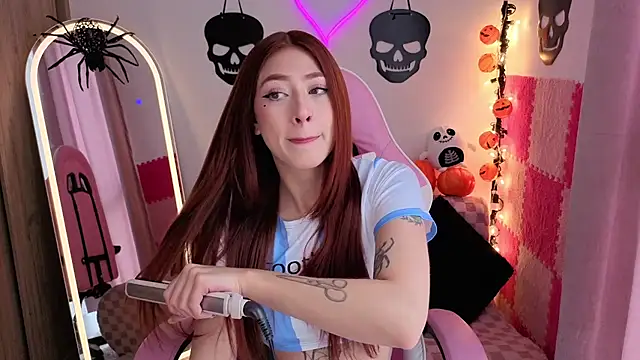Snapshot of violet_ch chatting on October 22, 2025, 5:13 pm violet ch online show from October 22, 2025, 5:13 pm