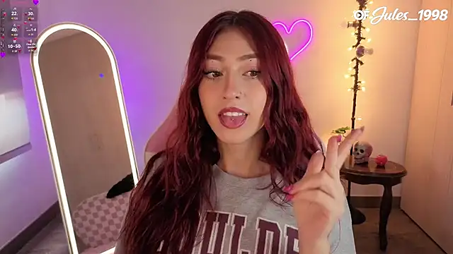 violet ch online show from March 10, 2026, 6:13 pm