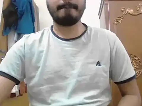 Snapshot of desiboyasif chatting on November 1, 2025, 5:15 pm desiboyasif online show from November 1, 2025, 5:15 pm