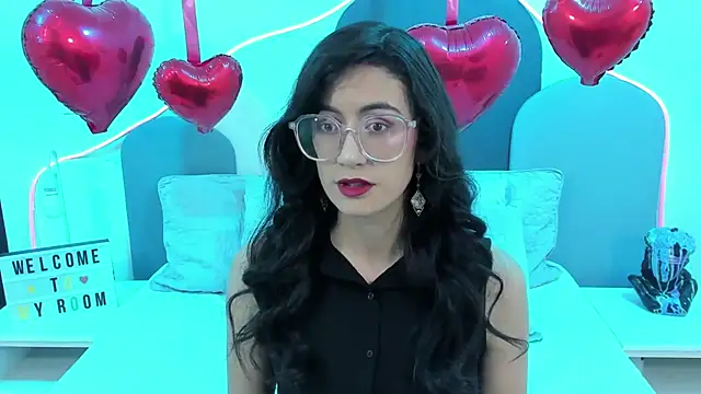 SophieGomez22 online show from February 14, 2025, 11:10 am