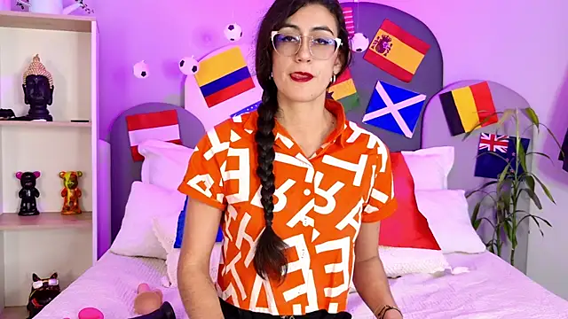 Snapshot of SophieGomez22 chatting on July 4, 2026, 11:49 am SophieGomez22 online show from July 4, 2026, 11:49 am