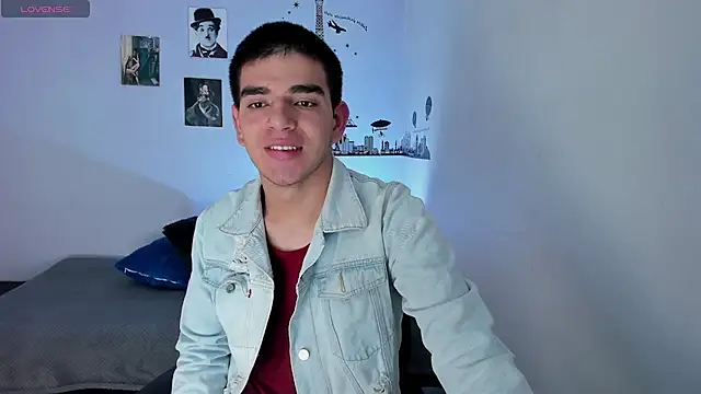 Snapshot of Ares_Johnson chatting on December 20, 2024, 4:46 pm Ares Johnson online show from December 20, 2024, 4:46 pm