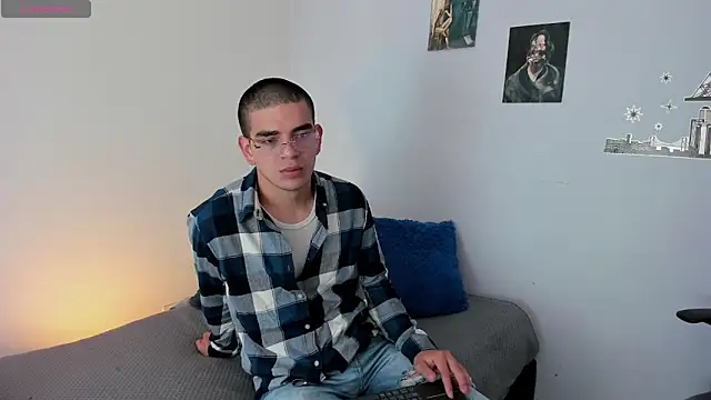 Snapshot of Ares_Johnson chatting on January 3, 2025, 1:58 pm Ares Johnson online show from January 3, 2025, 1:58 pm