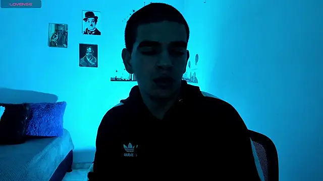 Snapshot of Ares_Johnson chatting on January 8, 2025, 12:05 pm Ares Johnson online show from January 8, 2025, 12:05 pm