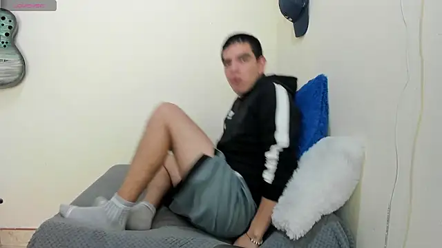 Snapshot of Ares_Johnson chatting on January 24, 2025, 7:18 pm Ares Johnson online show from January 24, 2025, 7:18 pm