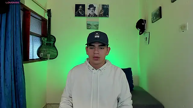 Snapshot of Ares_Johnson chatting on January 25, 2025, 7:07 pm Ares Johnson online show from January 25, 2025, 7:07 pm