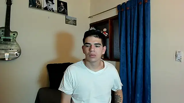 Snapshot of Ares_Johnson chatting on February 20, 2025, 12:25 pm Ares Johnson online show from February 20, 2025, 12:25 pm