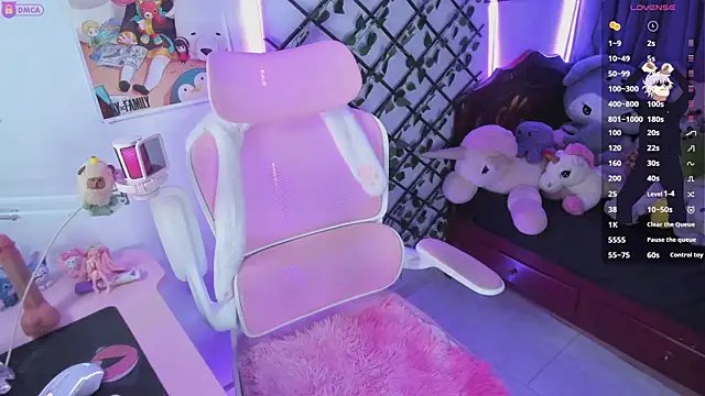 MaddyFooxx online show from September 19, 2025, 11:05 pm