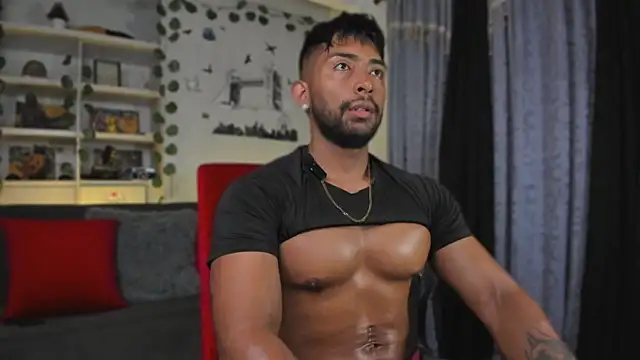 Couple muscle1 online show from November 23, 2025, 3:34 pm