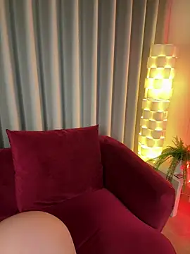 Eva Gonzalez online show from April 27, 2026, 11:03 pm