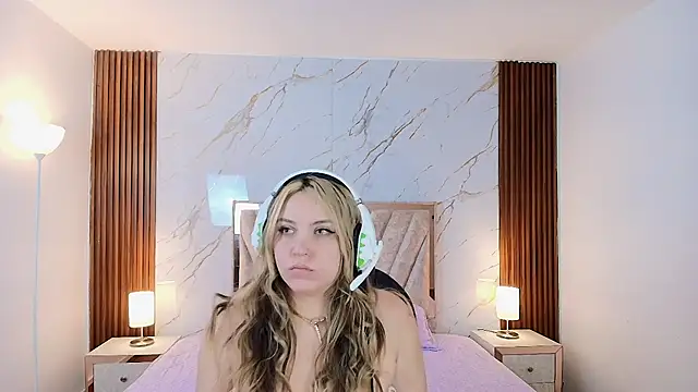 Annie mone online show from January 8, 2026, 10:23 pm