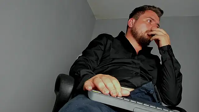 Master Mark Wayne online show from November 13, 2025, 12:31 am