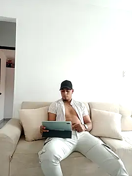 bonehur online show from October 21, 2025, 9:37 pm