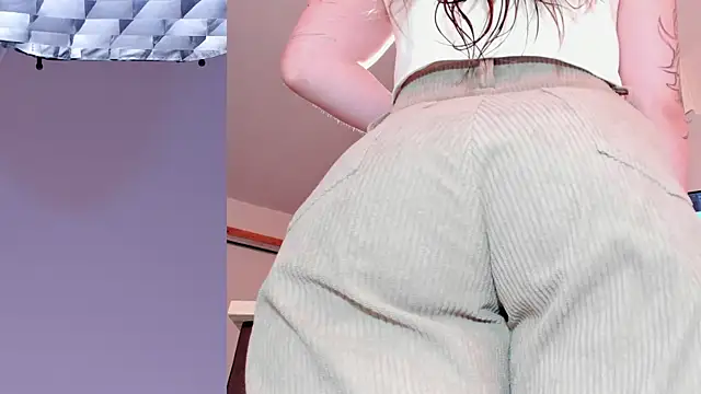 Snapshot of Siouxsie_cenobite chatting on April 23, 2026, 11:09 am Siouxsie cenobite online show from April 23, 2026, 11:09 am