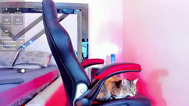 laura barjun online show from March 11, 2025, 6:43 am