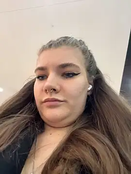 Holy Tereza online show from April 28, 2026, 3:39 pm