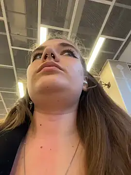 Holy Tereza online show from May 3, 2026, 4:02 pm