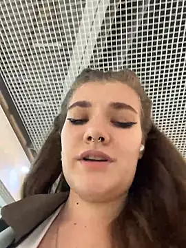 Snapshot of Holy_Tereza chatting on May 13, 2026, 3:42 pm Holy Tereza online show from May 13, 2026, 3:42 pm