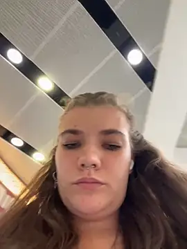 Snapshot of Holy_Tereza chatting on June 14, 2026, 3:36 pm Holy Tereza online show from June 14, 2026, 3:36 pm