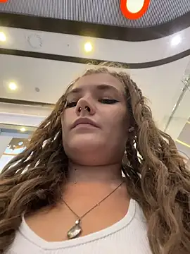 Snapshot of Holy_Tereza chatting on August 1, 2026, 3:33 pm Holy Tereza online show from August 1, 2026, 3:33 pm