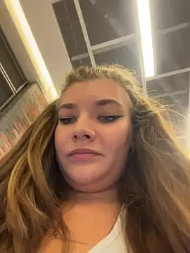 Snapshot of Holy_Tereza chatting on August 8, 2026, 3:36 pm Holy Tereza online show from August 8, 2026, 3:36 pm