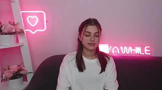 MilanaAngelAs online show from December 8, 2024, 11:46 am