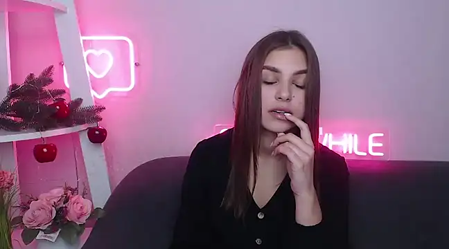 MilanaAngelAs online show from January 5, 2025, 5:41 am
