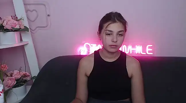 MilanaAngelAs online show from January 6, 2025, 10:57 am