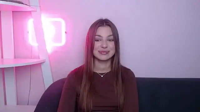 MilanaAngelAs online show from April 10, 2026, 4:39 am